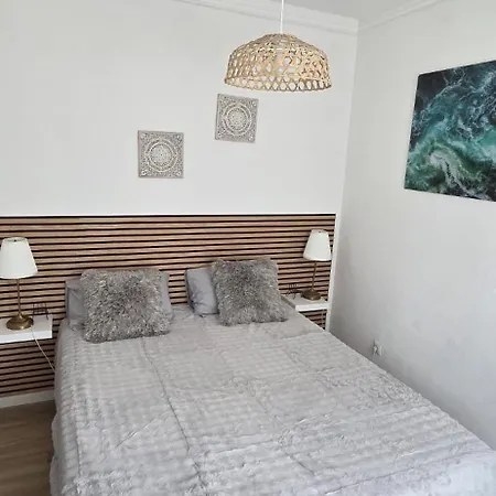 Casa de Férias Supertubos Jacuzzi Surf Retreat V4