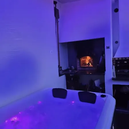 Casa de Férias Supertubos Jacuzzi Surf Retreat V4 *