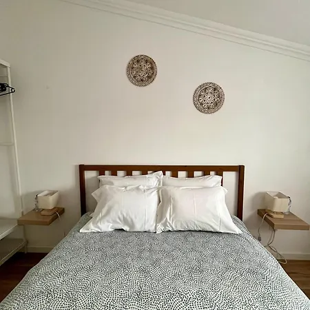 Supertubos Jacuzzi Surf Retreat V4 * Atouguia Da Baleia